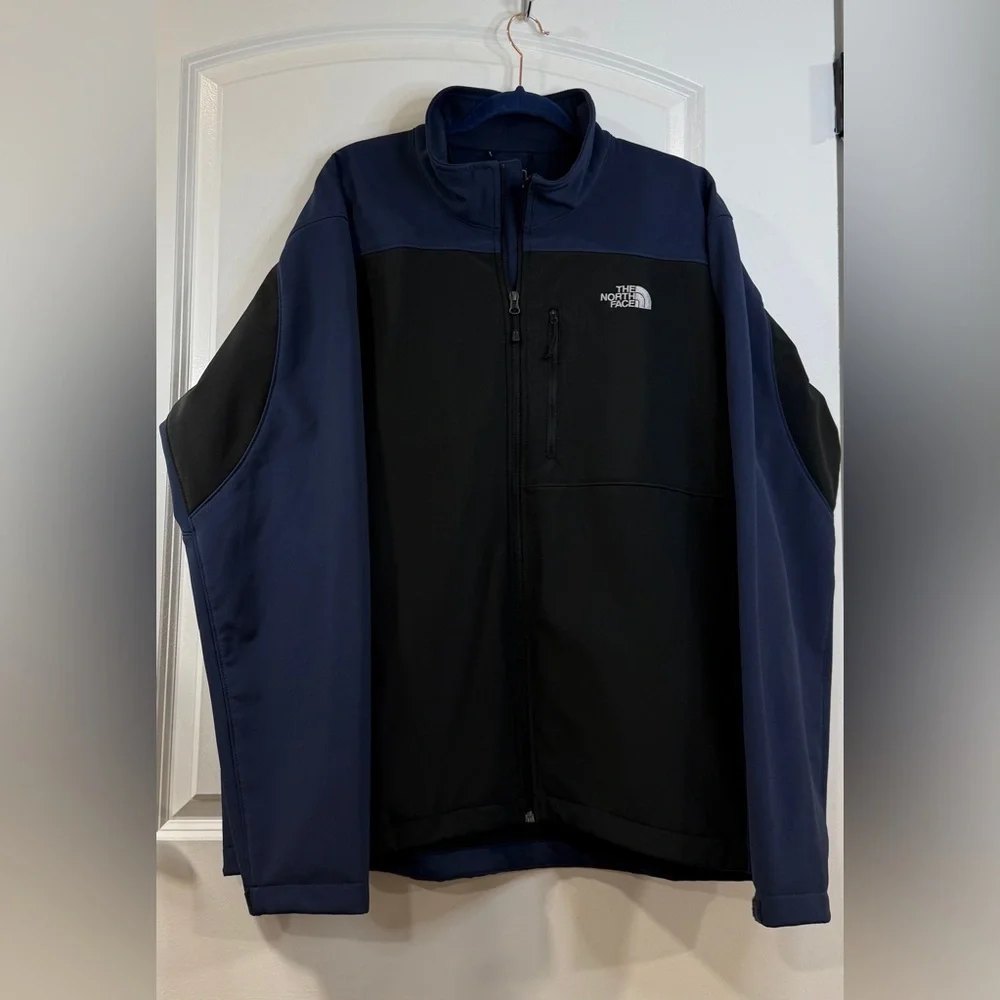 The North Face Men’s XXL Navy Black Softshell Jacket Full Zip Fleece